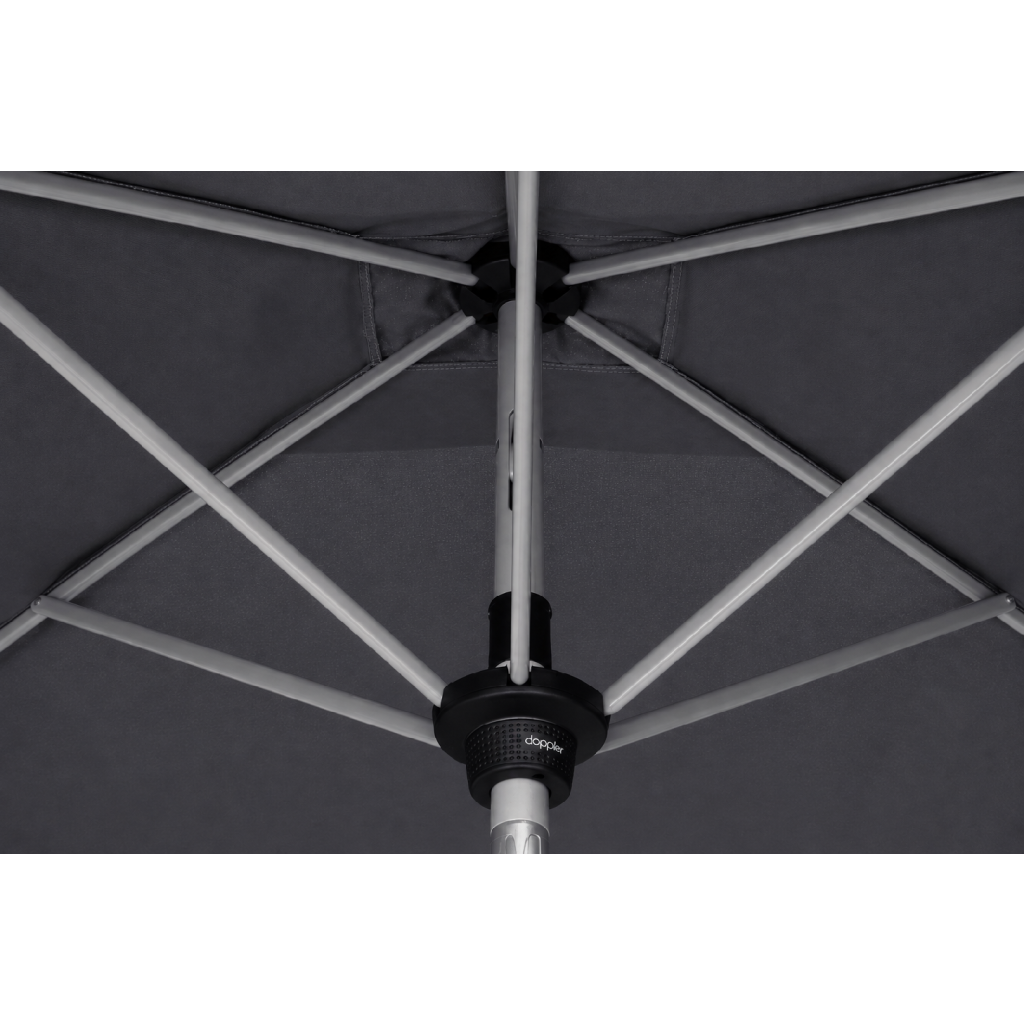 Detail klikového mechanismu a hliníkové konstrukce béžového slunečníku ACTIVE Doppler